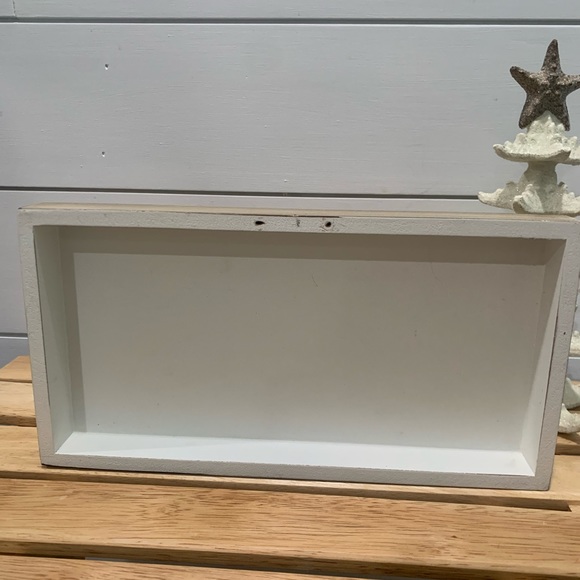 Coastal beach holiday decor- Star fish tree, holiday sign, and sea angel. - Picture 8 of 15